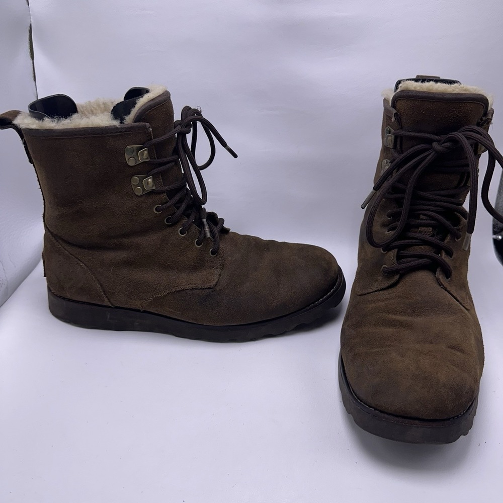 UGG Australia Hannen Suede Boots Mens Size 12 Brown Shearling‎ Vibram 1003623